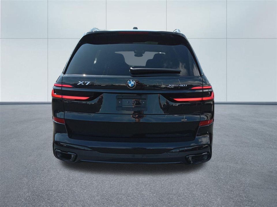 2024 BMW X7