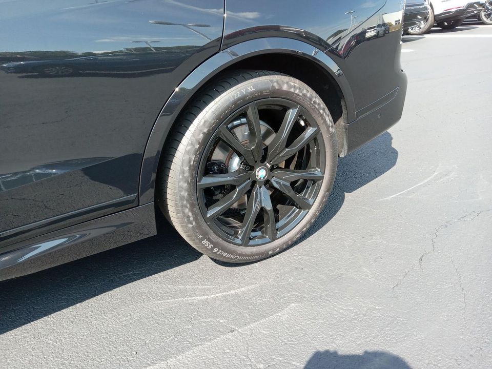 2024 BMW X7
