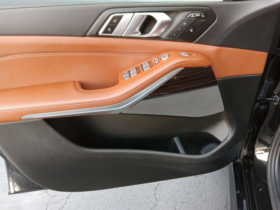 2024 BMW X7