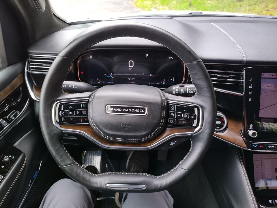 2022 Jeep Grand Wagoneer