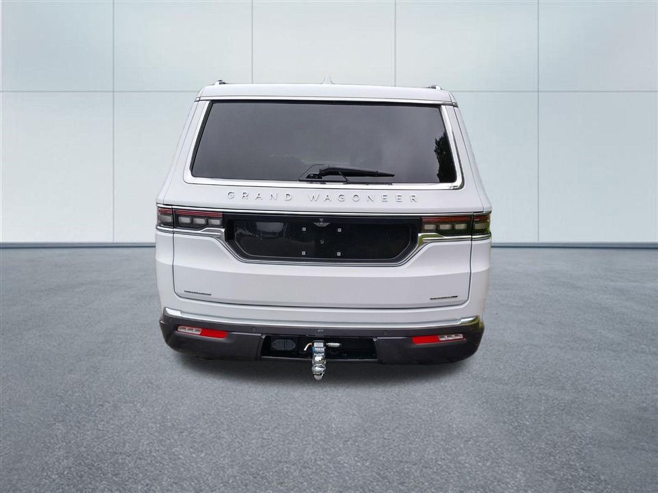2022 Jeep Grand Wagoneer
