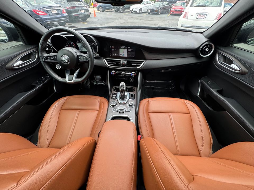 2022 Alfa Romeo Giulia