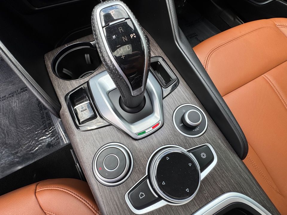 2022 Alfa Romeo Giulia