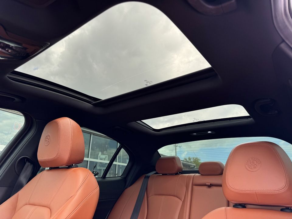 2022 Alfa Romeo Giulia
