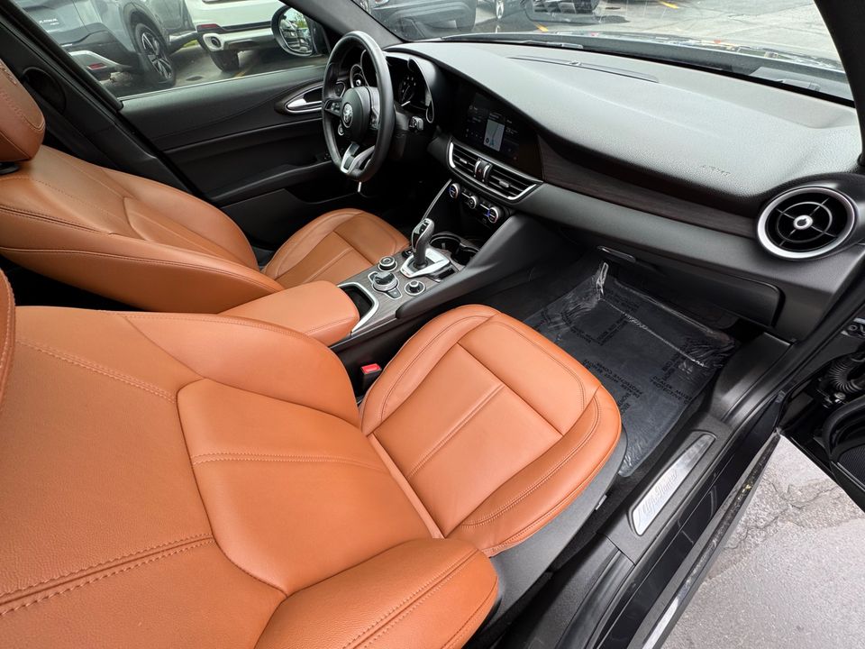 2022 Alfa Romeo Giulia