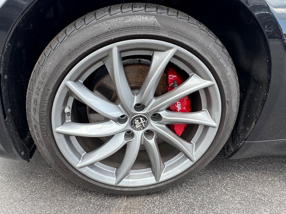2022 Alfa Romeo Giulia
