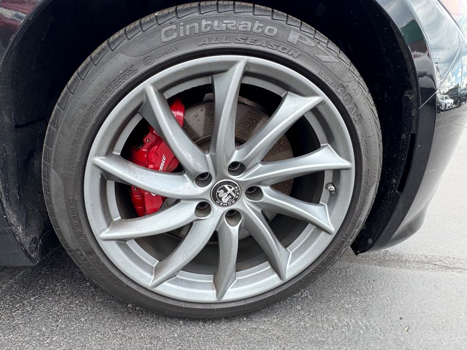 2022 Alfa Romeo Giulia