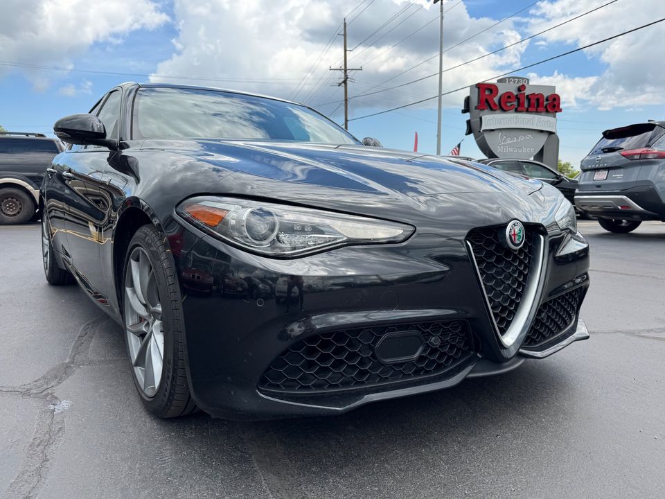 2022 Alfa Romeo Giulia
