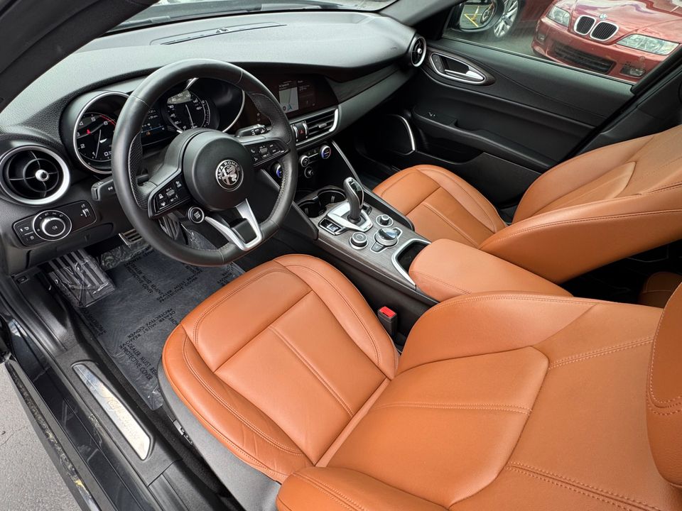 2022 Alfa Romeo Giulia