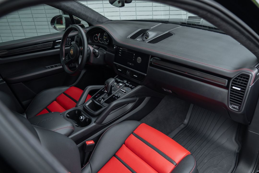 2023 Porsche Cayenne