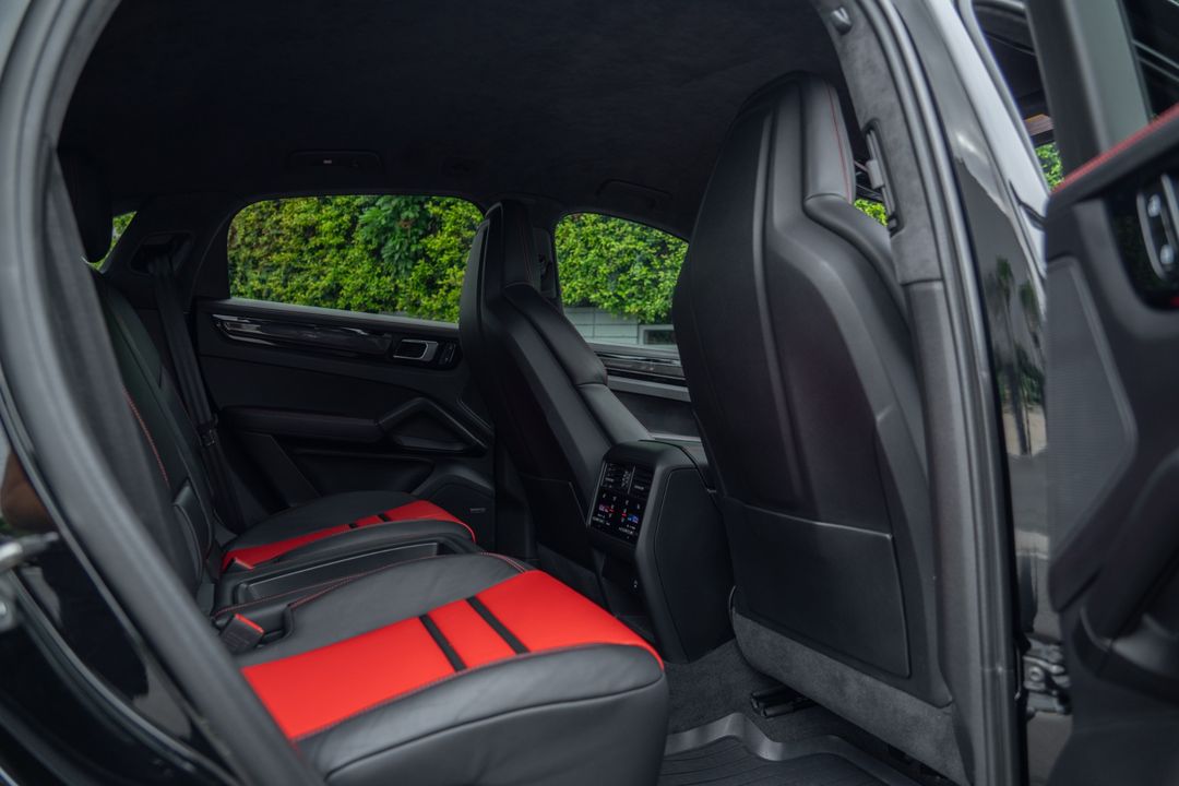 2023 Porsche Cayenne