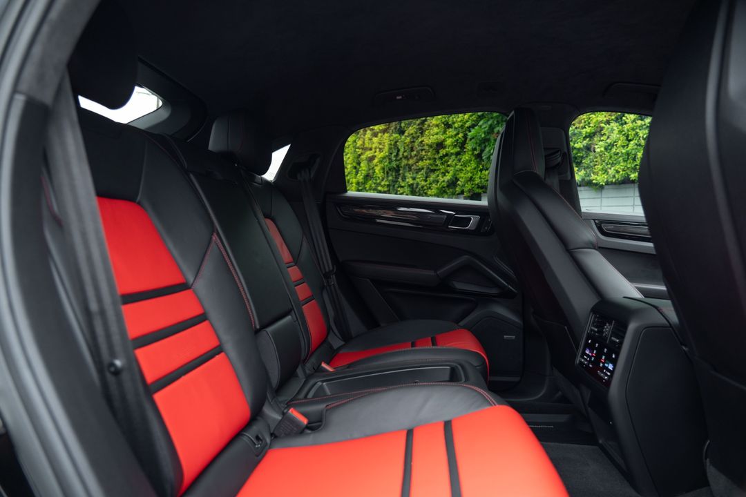 2023 Porsche Cayenne