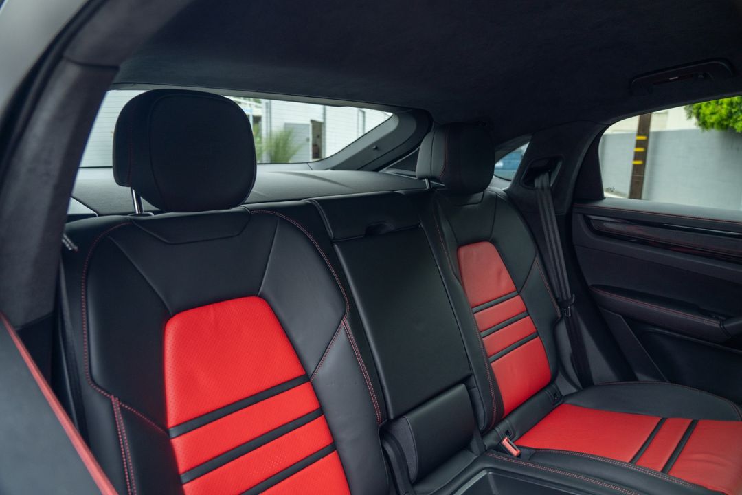 2023 Porsche Cayenne
