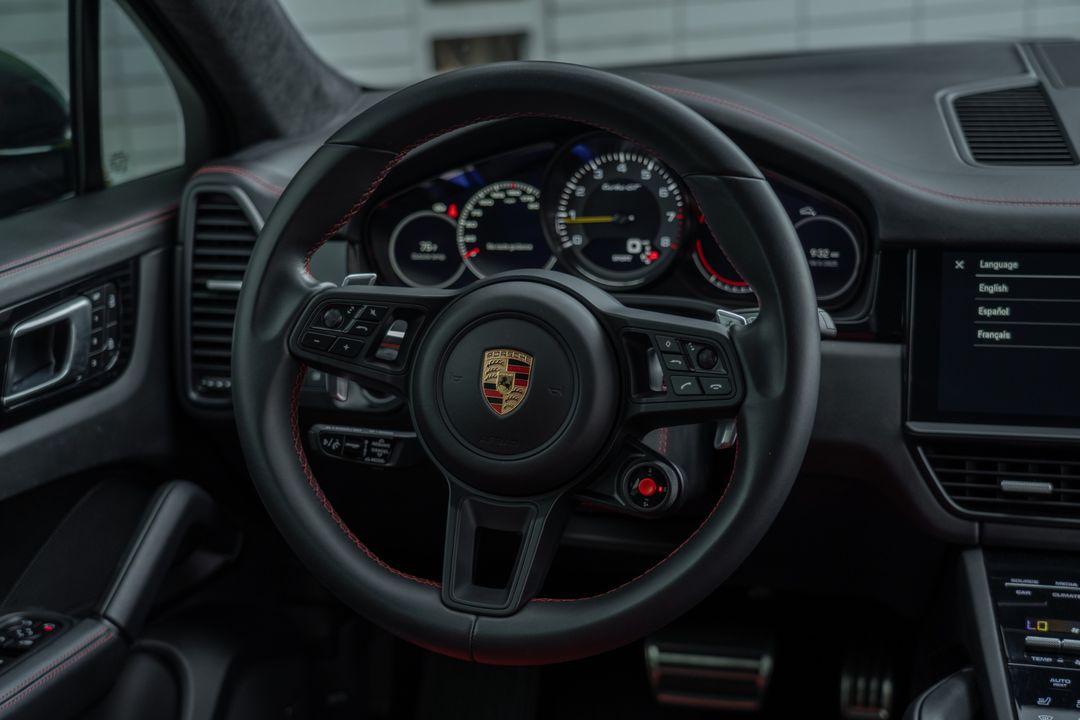 2023 Porsche Cayenne