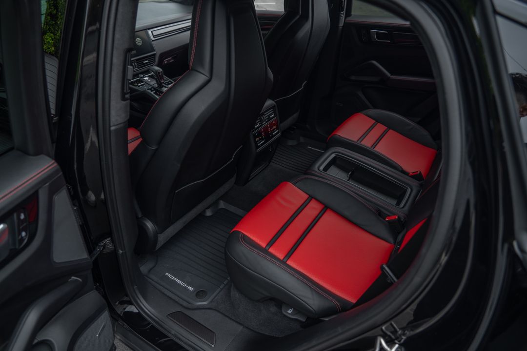2023 Porsche Cayenne