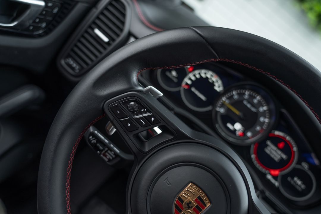 2023 Porsche Cayenne