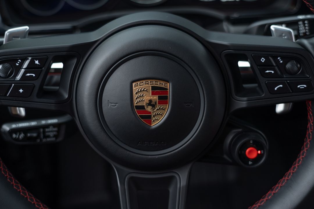 2023 Porsche Cayenne