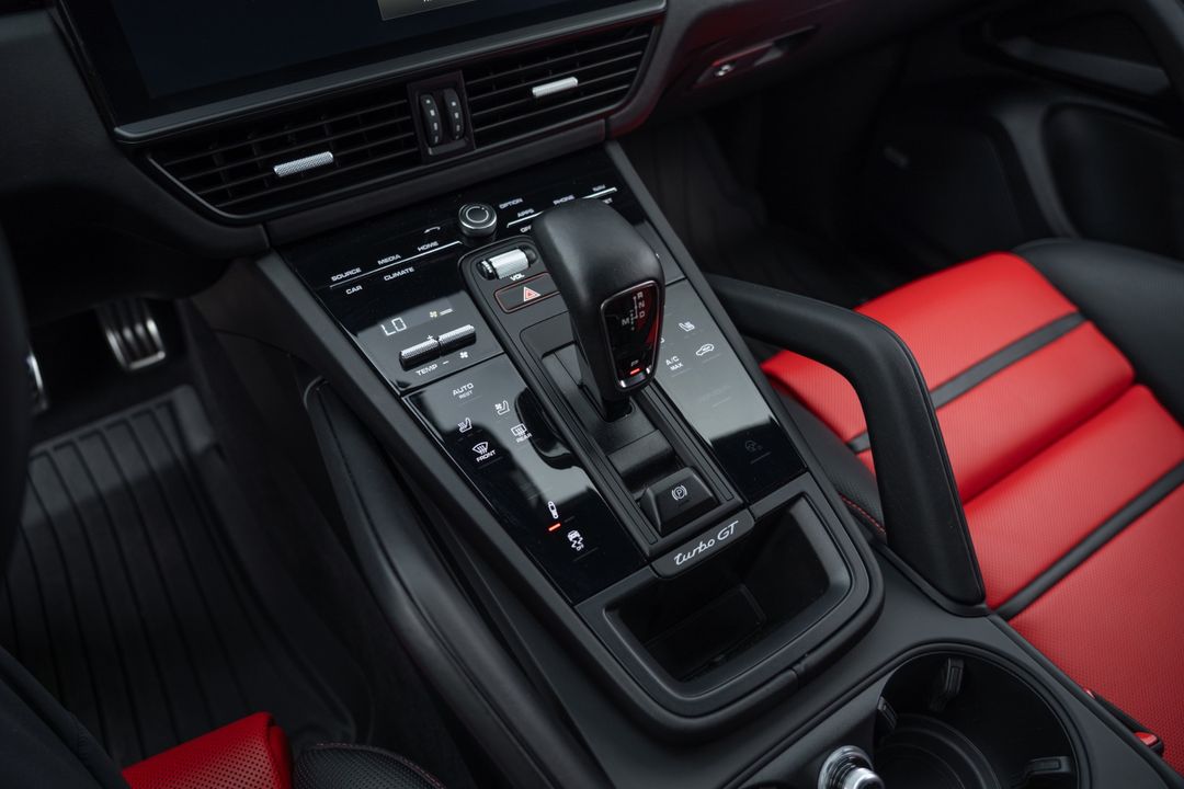2023 Porsche Cayenne