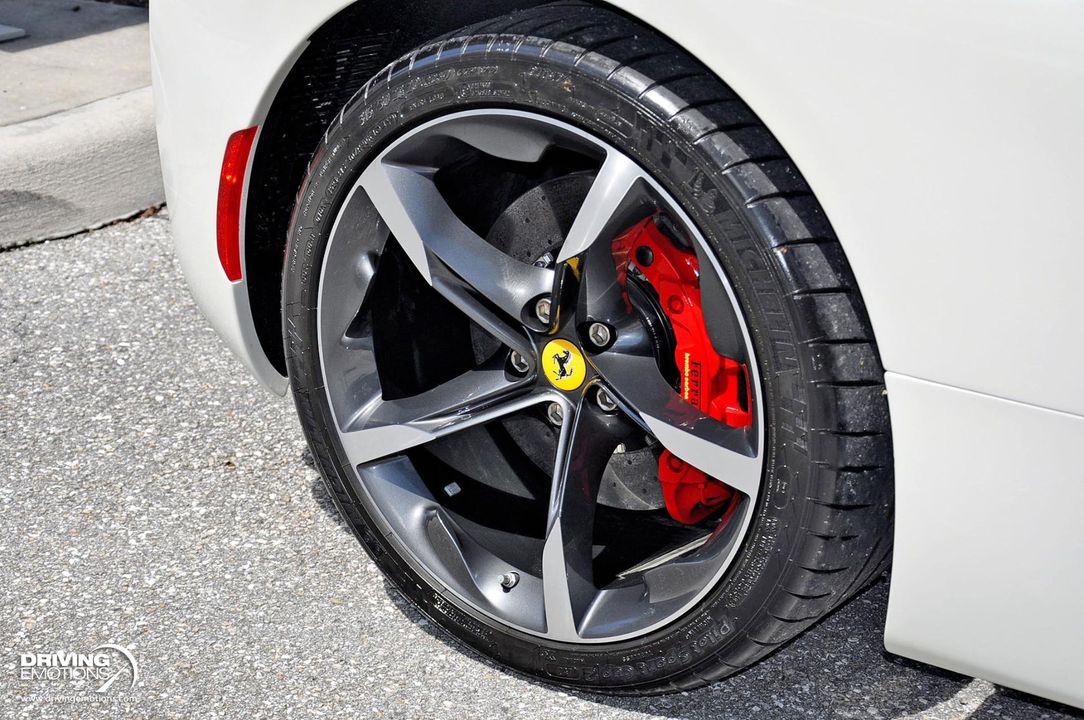 2024 Ferrari SF90 Spider