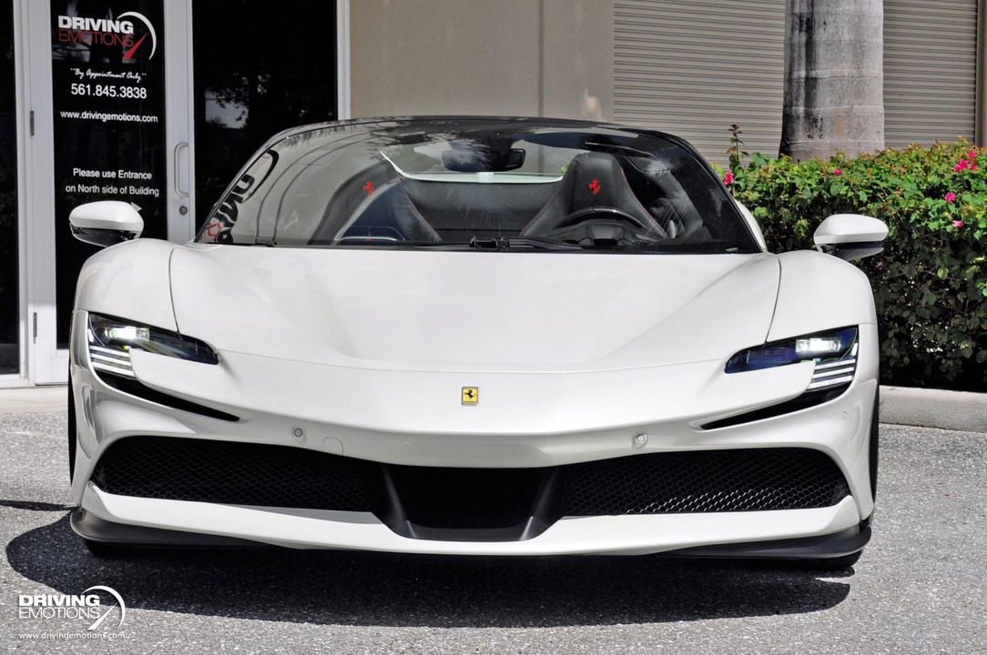 2024 Ferrari SF90 Spider