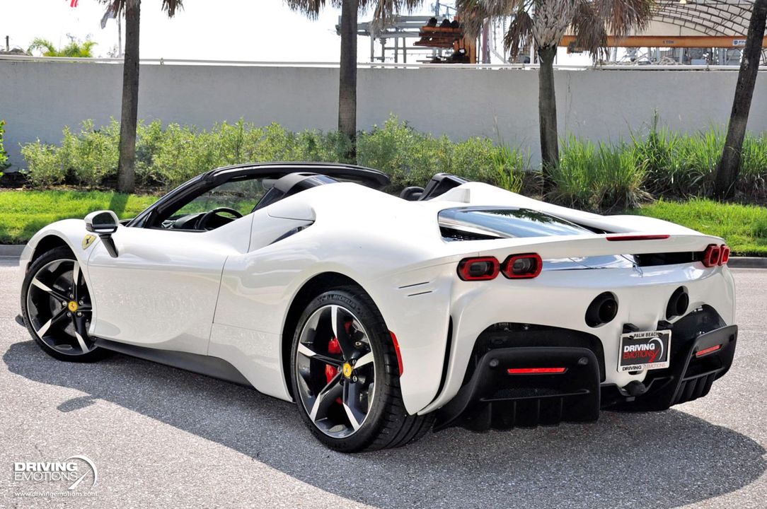 2024 Ferrari SF90 Spider