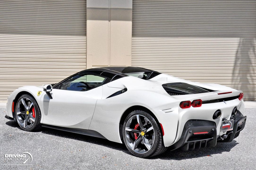 2024 Ferrari SF90 Spider