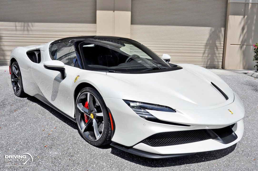 2024 Ferrari SF90 Spider
