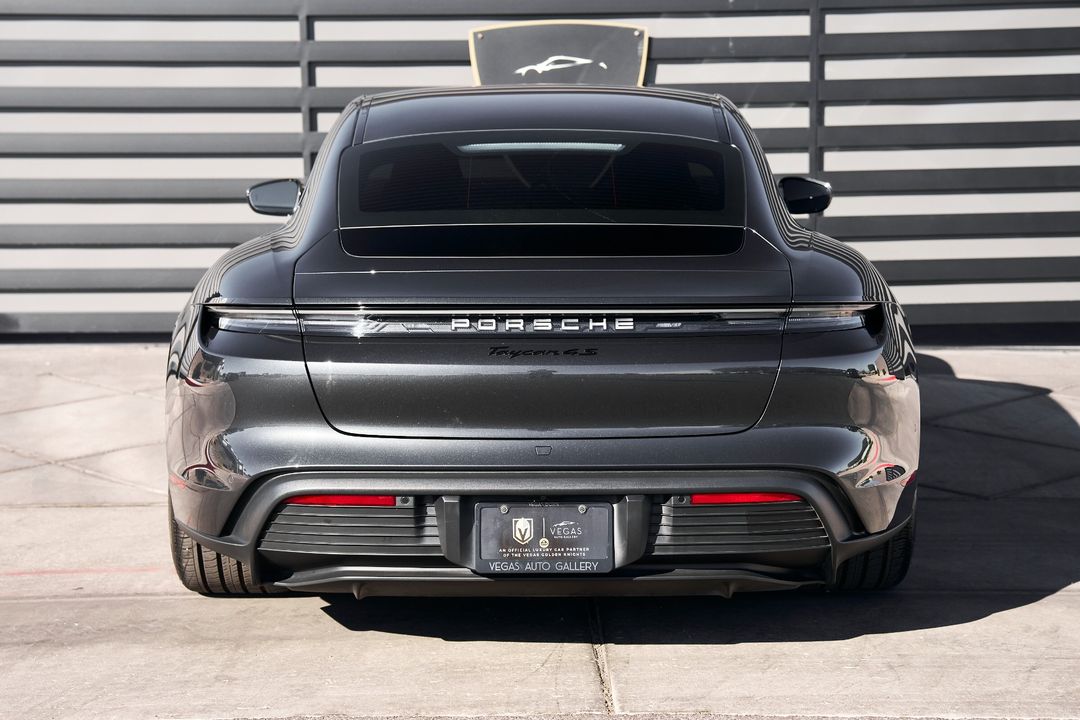 2025 Porsche Taycan