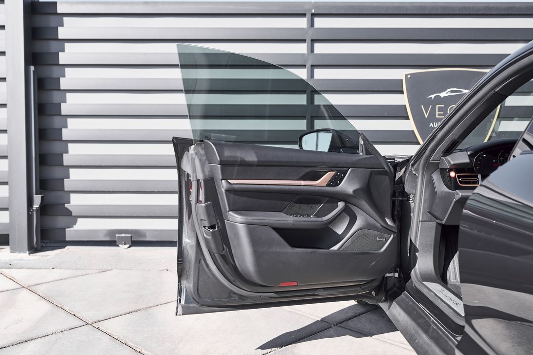 2025 Porsche Taycan