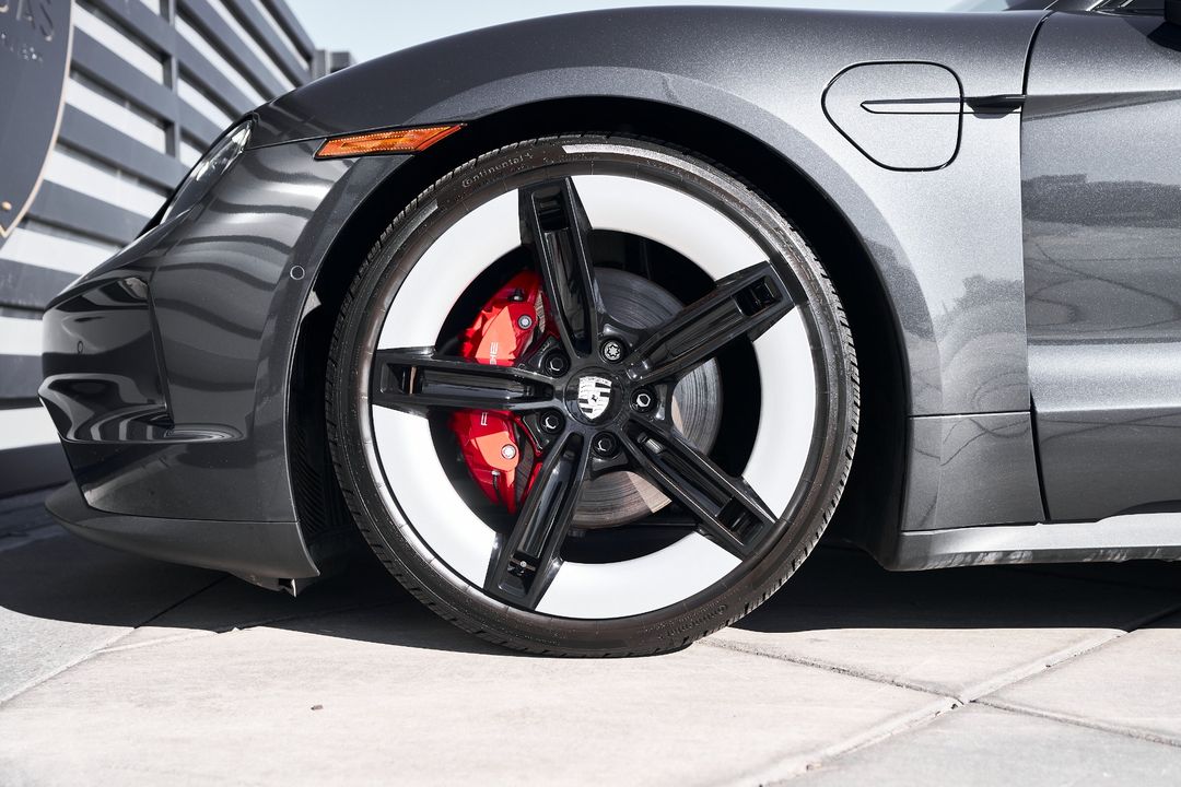 2025 Porsche Taycan
