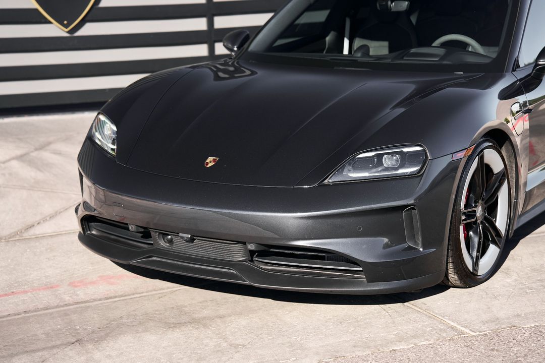 2025 Porsche Taycan
