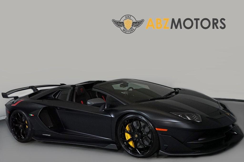 2021 Lamborghini Aventador SVJ