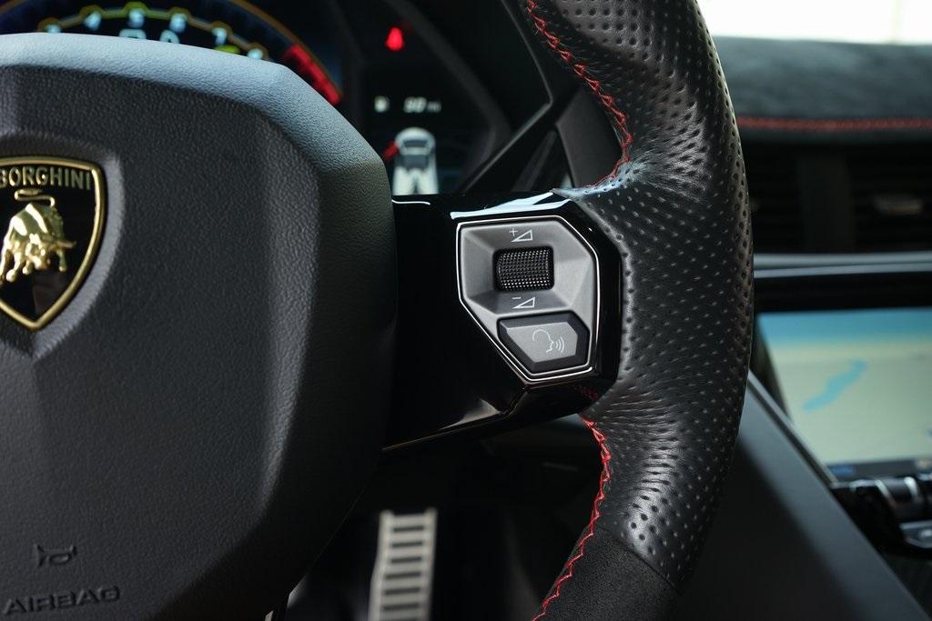 2021 Lamborghini Aventador SVJ