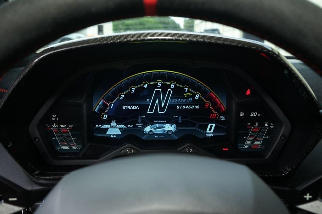 2021 Lamborghini Aventador SVJ