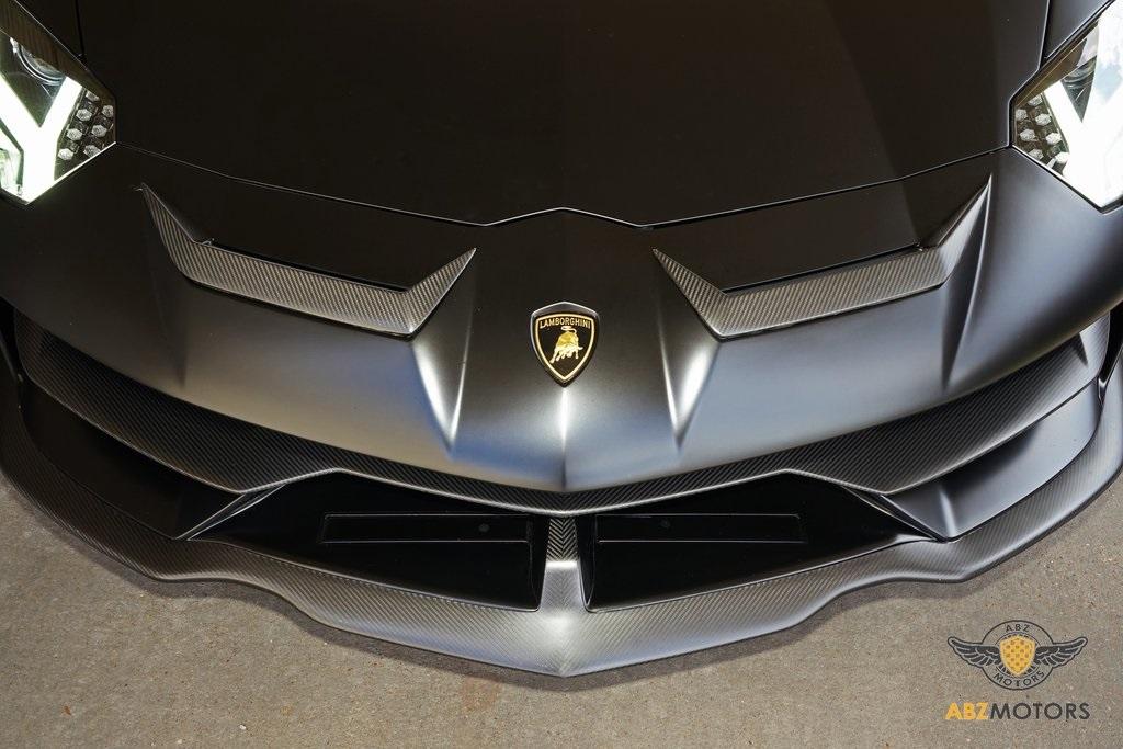 2021 Lamborghini Aventador SVJ