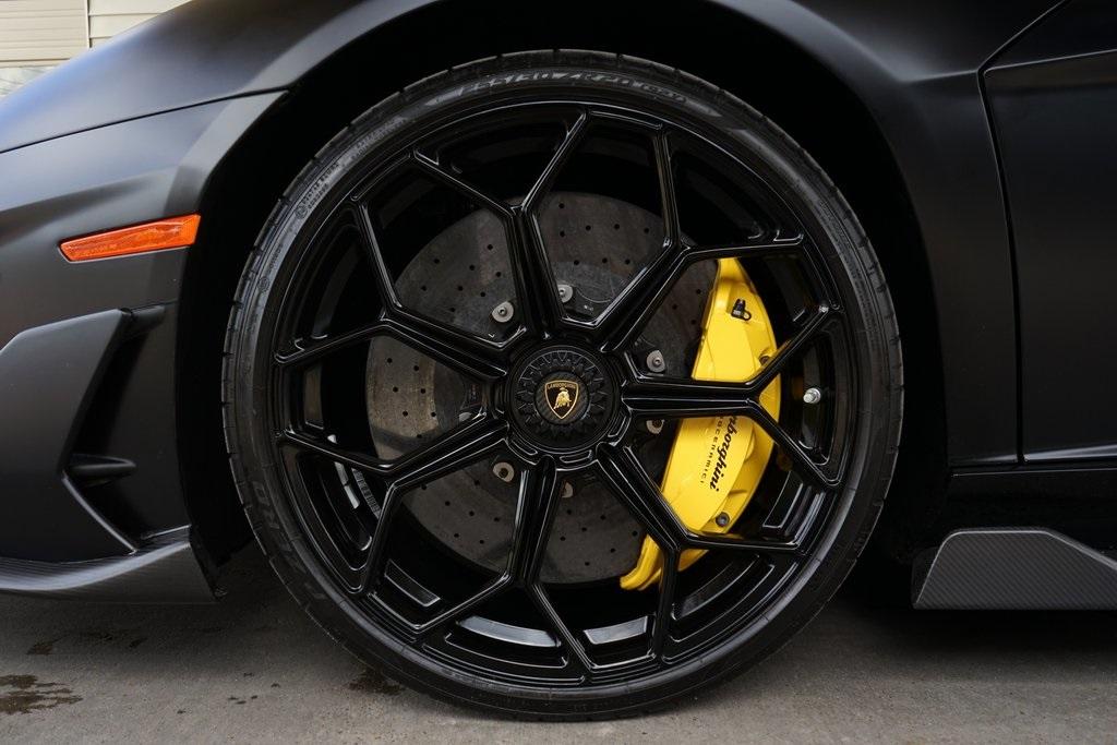 2021 Lamborghini Aventador SVJ
