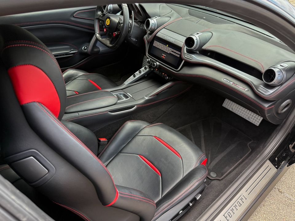 2018 Ferrari GTC4Lusso T
