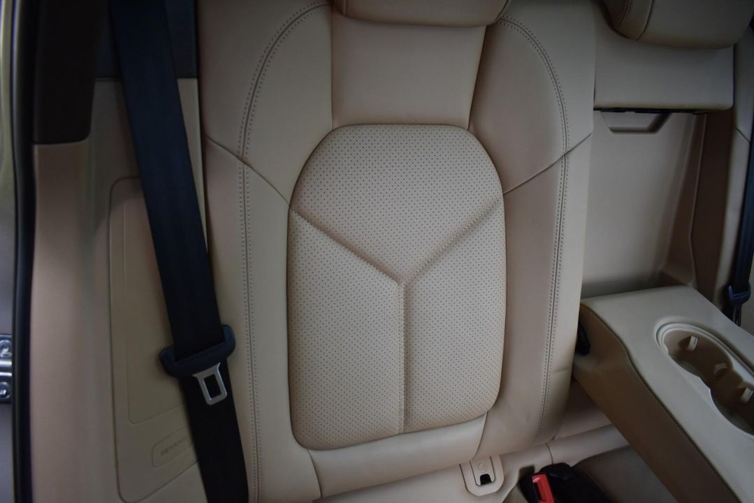 2017 Porsche Macan