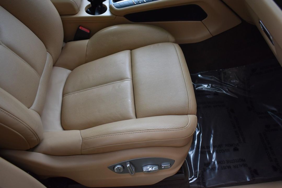 2017 Porsche Macan