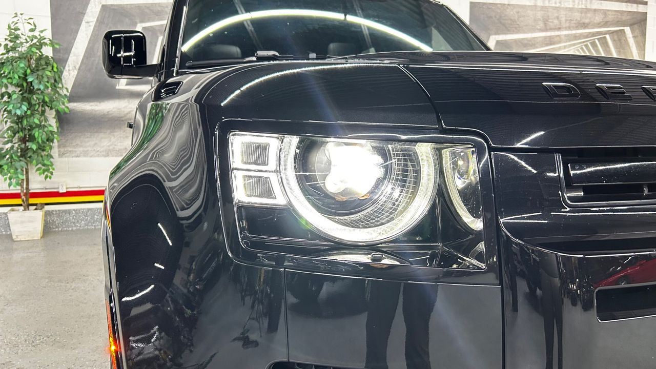 2023 Land Rover Defender