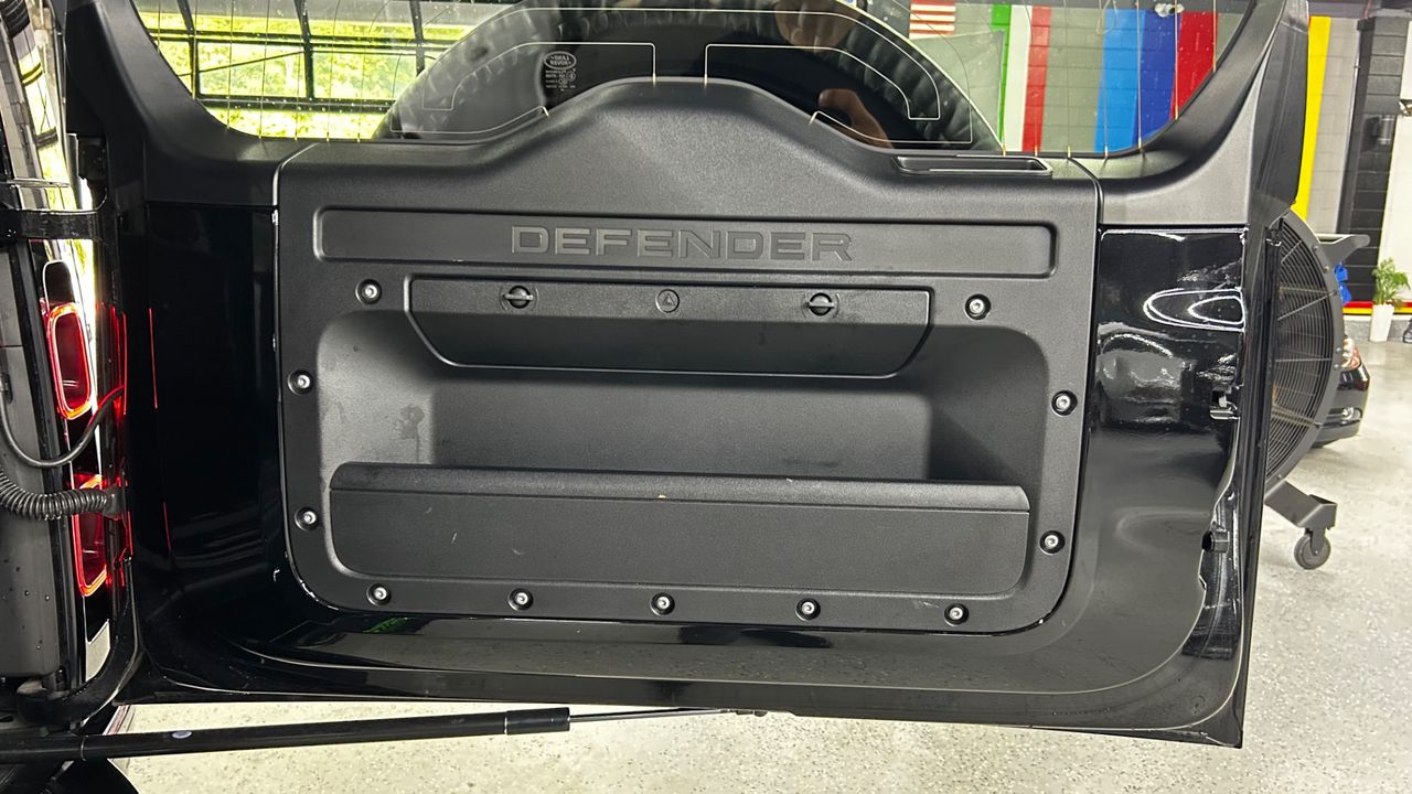 2023 Land Rover Defender