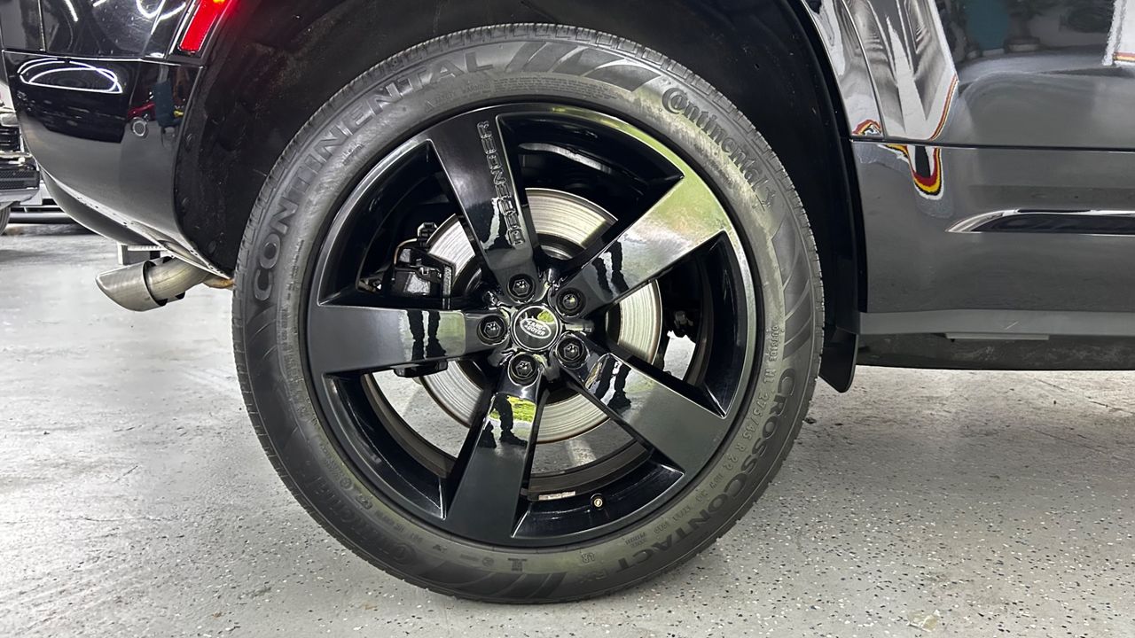 2023 Land Rover Defender