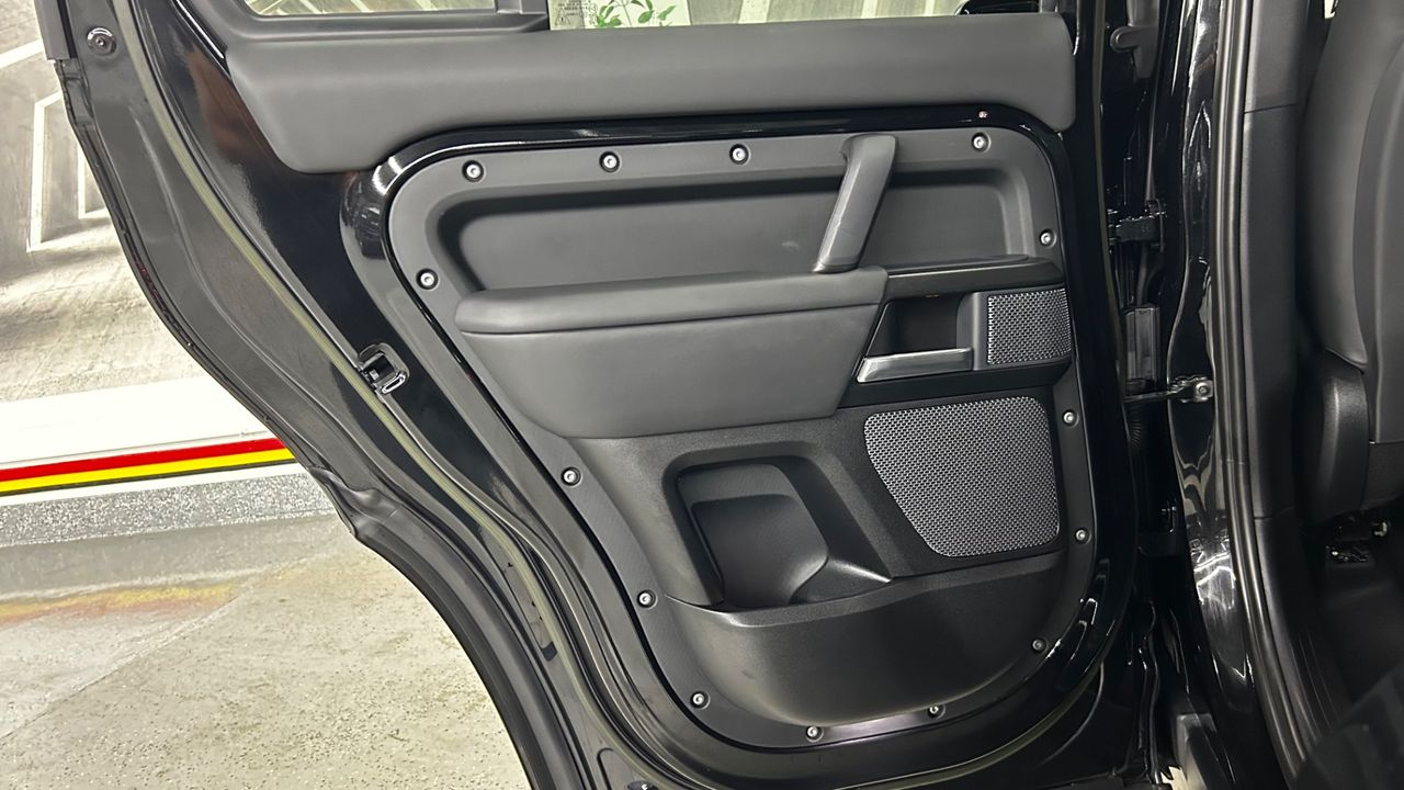 2023 Land Rover Defender