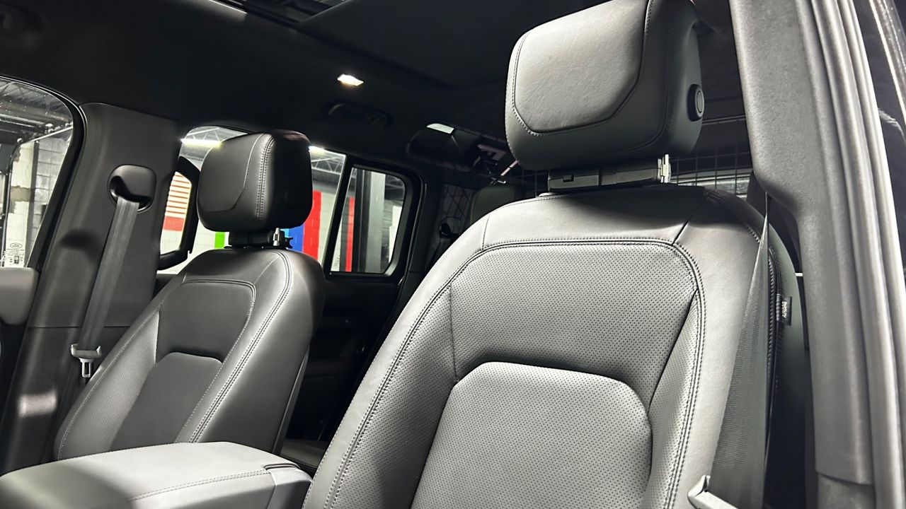 2023 Land Rover Defender
