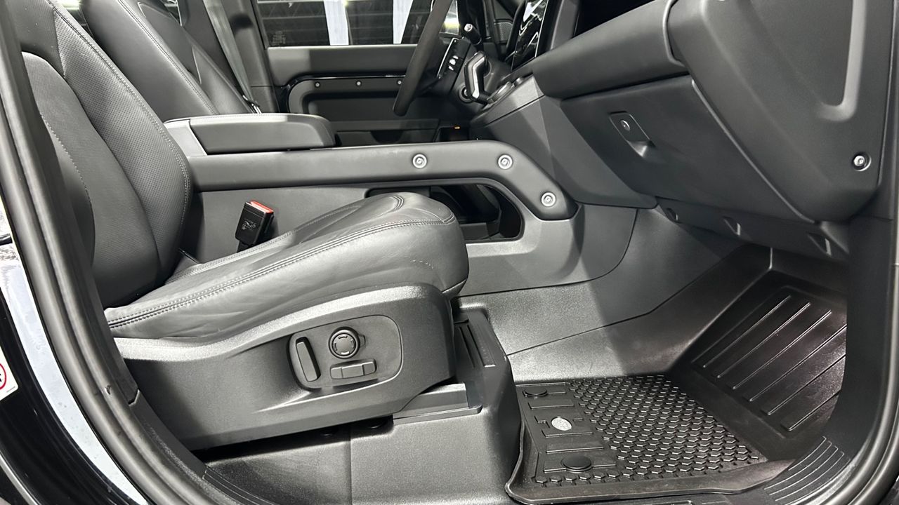 2023 Land Rover Defender