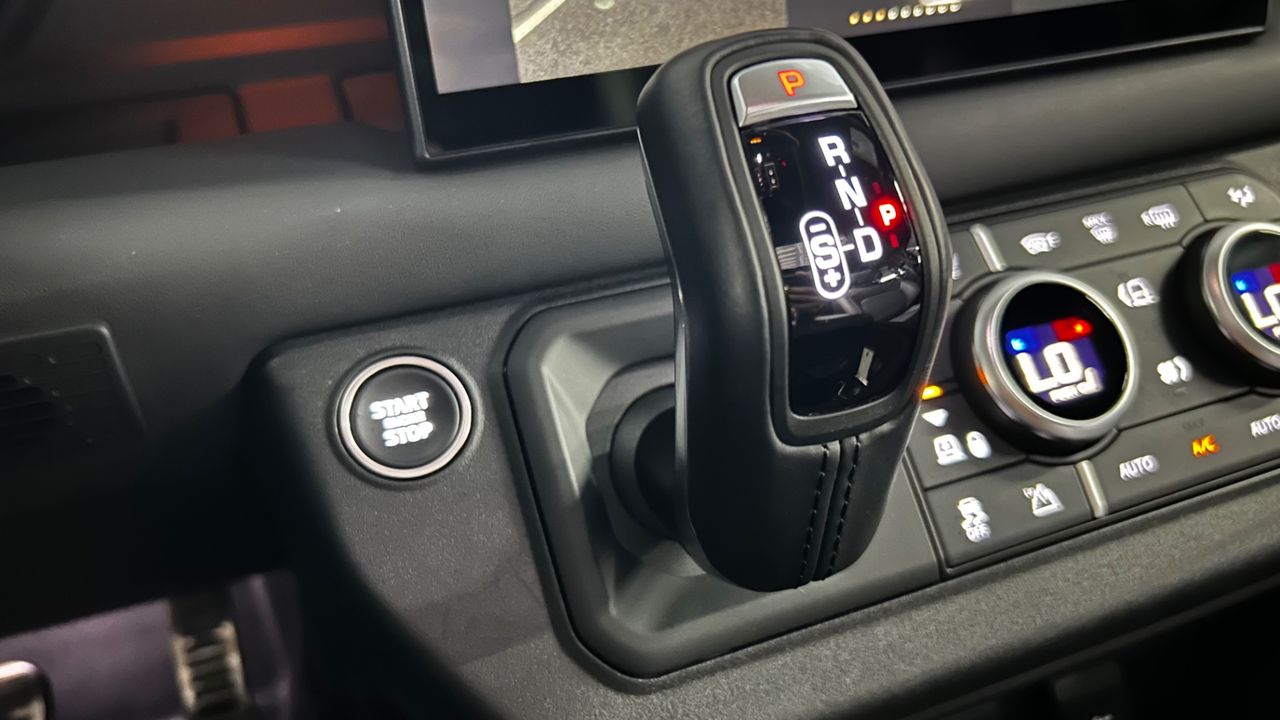 2023 Land Rover Defender