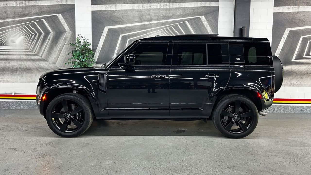 2023 Land Rover Defender
