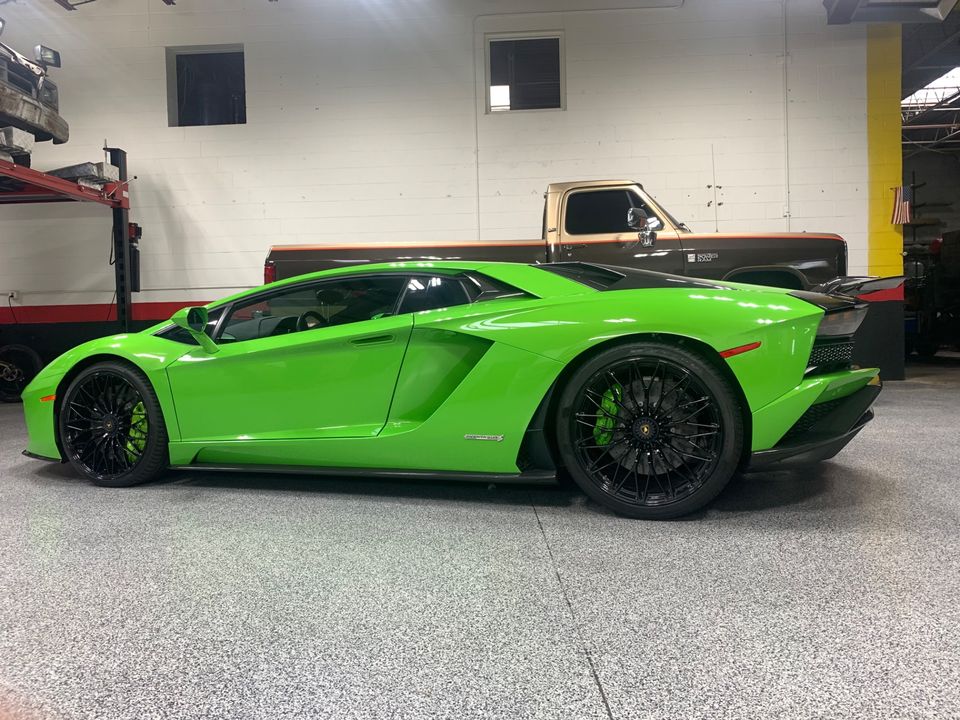 2018 Lamborghini Aventador