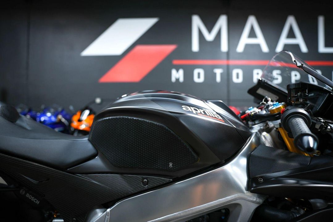 2019 Aprilia RSV4 Factory 1100