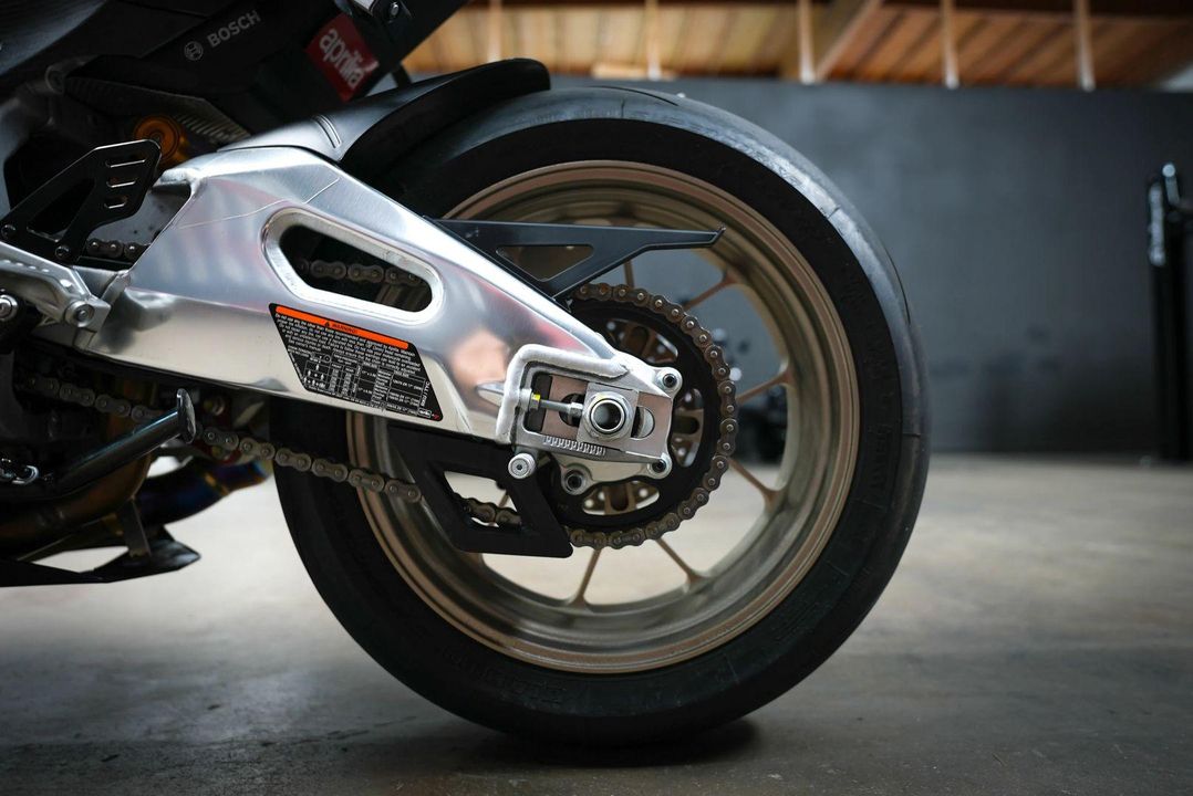 2019 Aprilia RSV4 Factory 1100